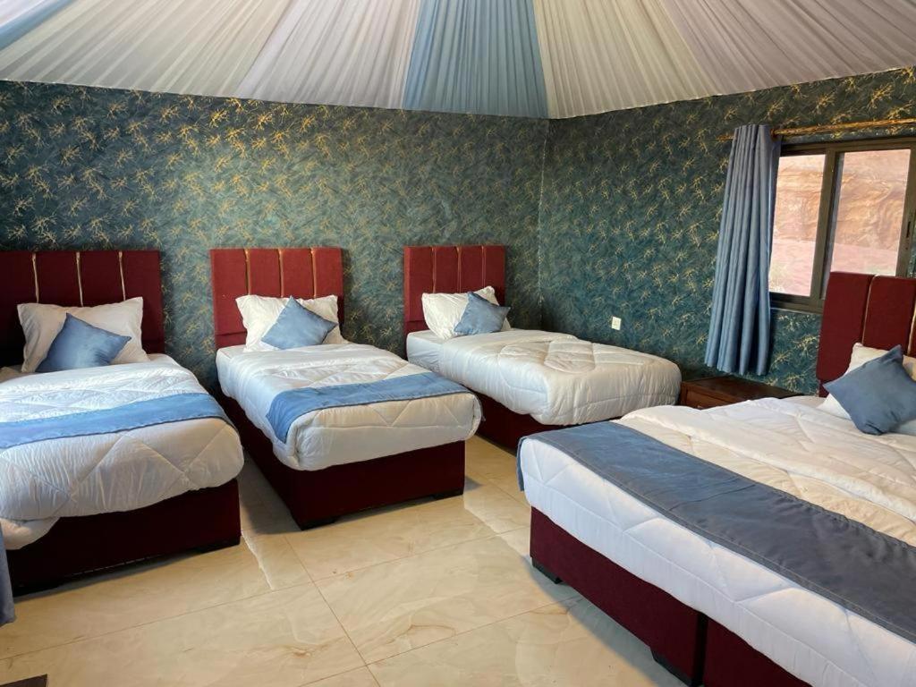 Star Walk Camp & Tours Hotel Wadi Rum Exterior photo